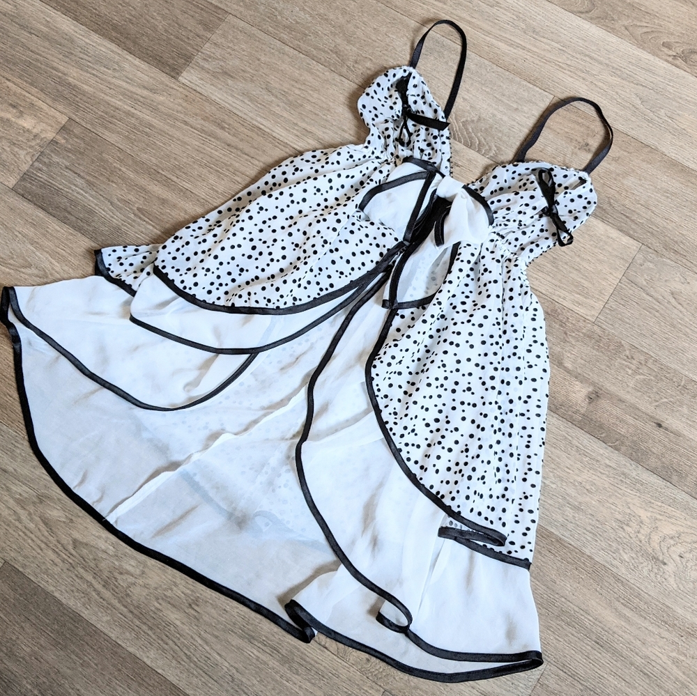 Victoria's Secret Polka Dot Black & White Lingerie Set Size Small - Picture 2 of 7